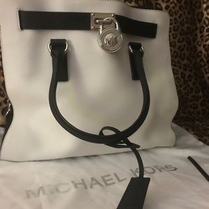 EXCLUSIVE MICHAEL KORS LARGE TOTE